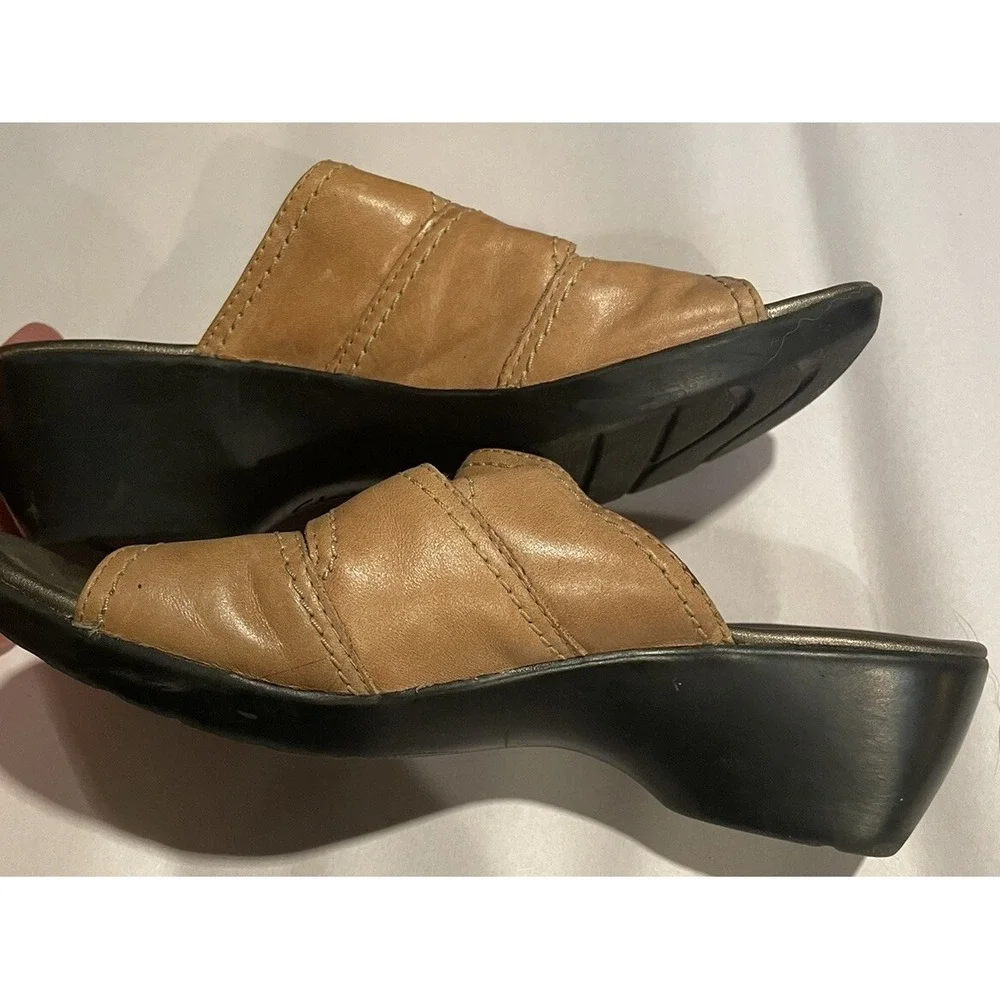 Clarks Bendables Sandals‎ Leather Comfort Slip On Wedge Slide Womens Size 9
